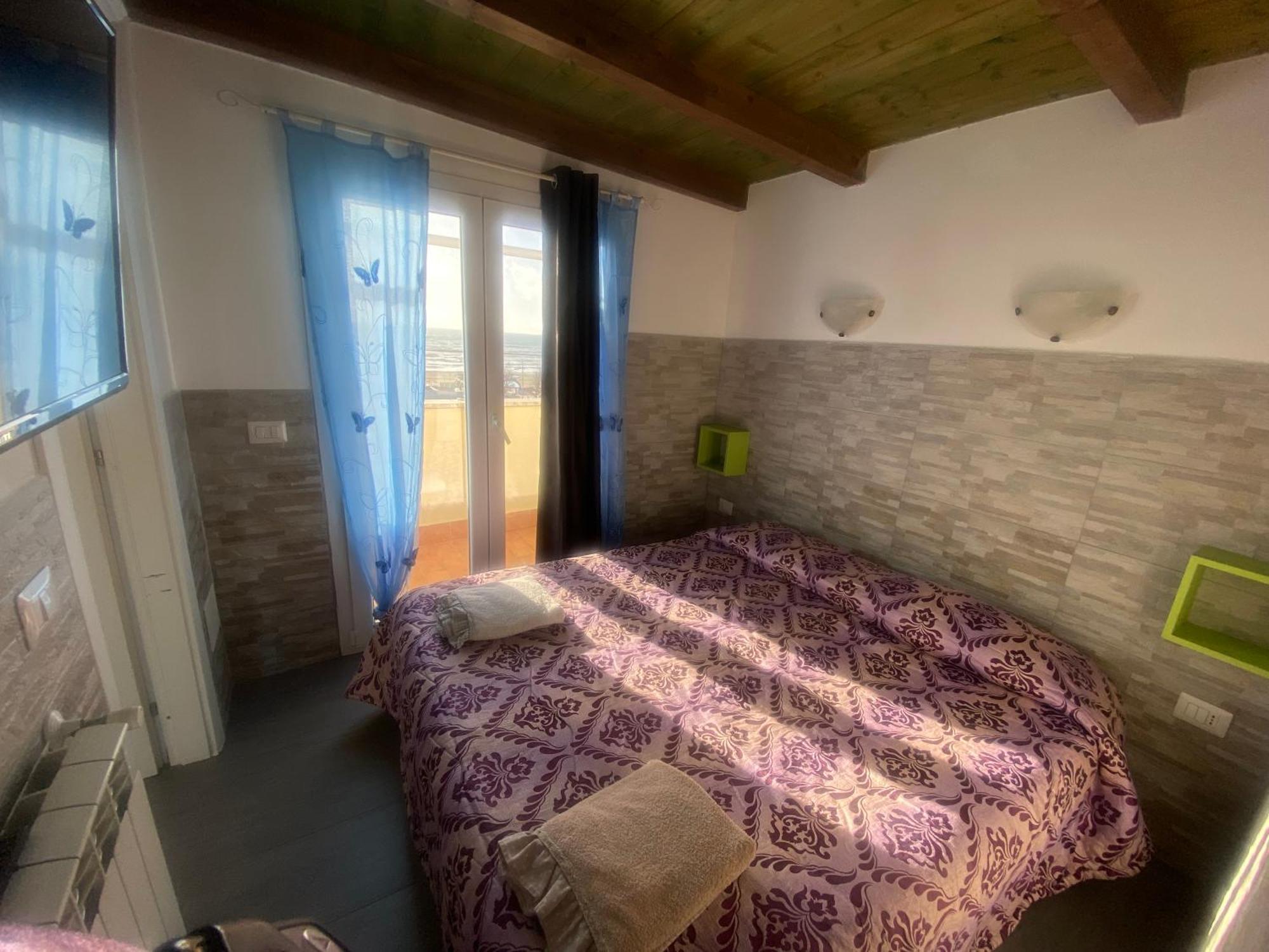 La Casa Di Leila Apartment Passoscuro Luaran gambar